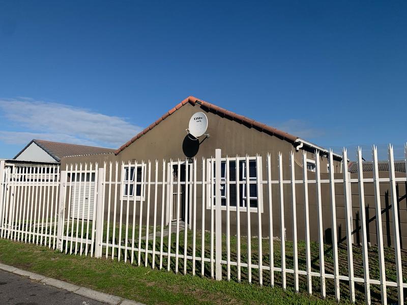 2 Bedroom Property for Sale in Heather Park Western Cape